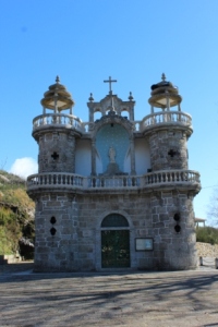 Largo, e Mosteiro de Stº António Mixões da Serra